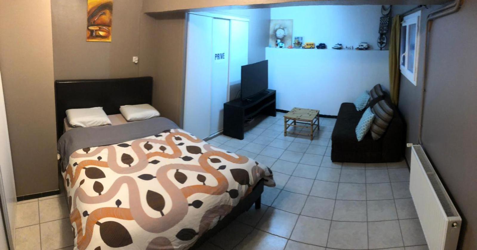 Comme A La Maison ! Chavanoz Bagian luar foto